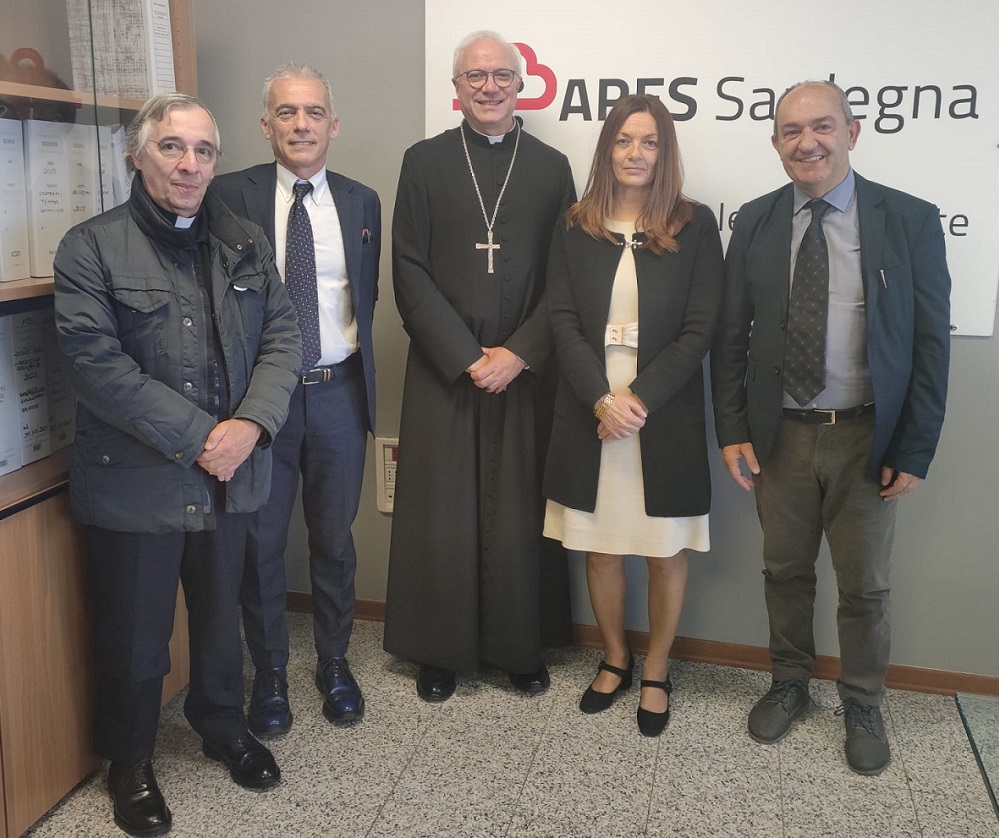 Monsignor Baturi in visita presso l’ ARES Sardegna